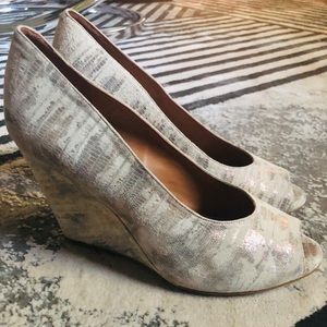 BCBG Stone/Metallic Gold Alligator Print Wedge